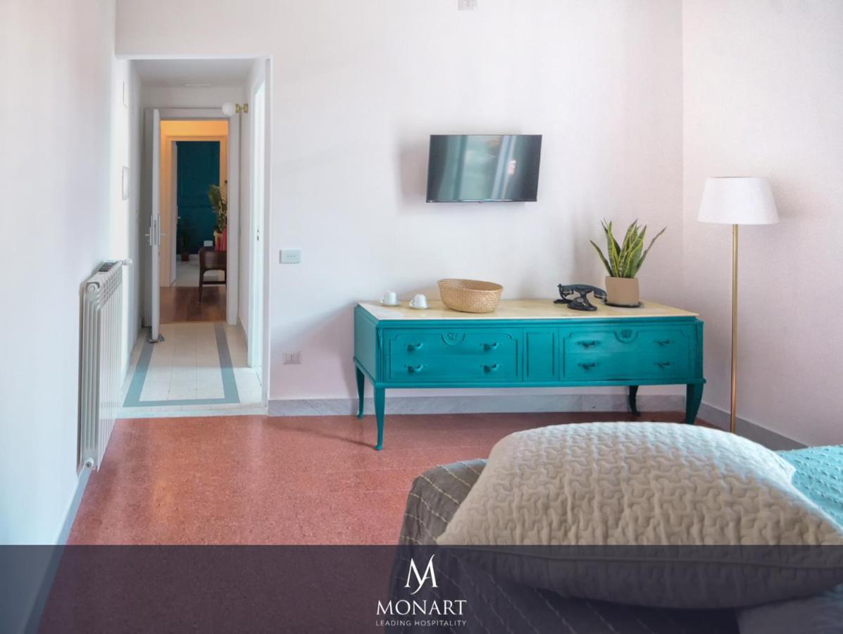 Monart Hospitality Cavour Bed & Breakfast Napoli Exterior foto